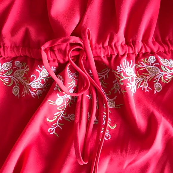 Peter Nygard shoulder-less embroidered blouse top - Picture 5 of 7